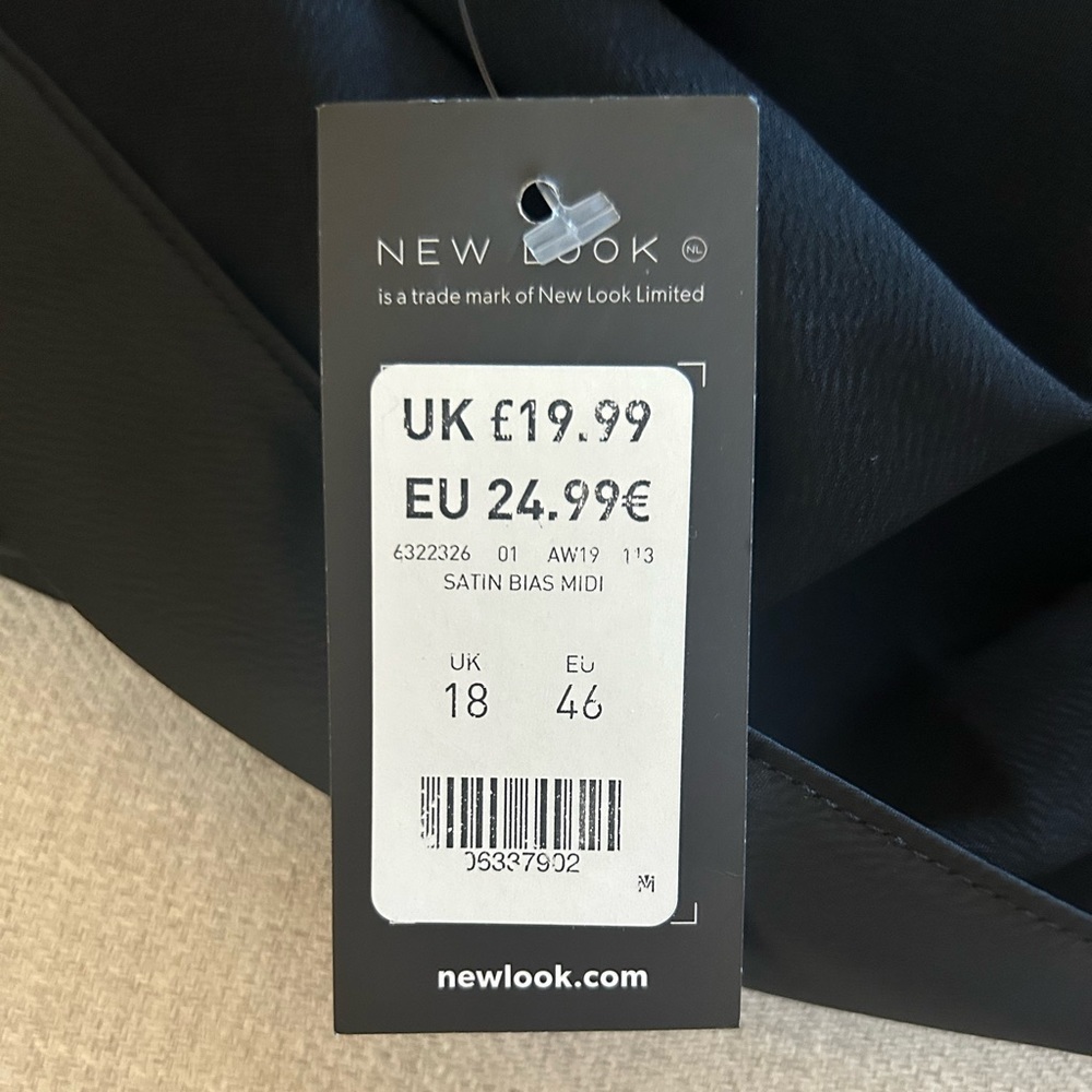 NWT New Look Black Midi Skirt - Picture 7 of 7